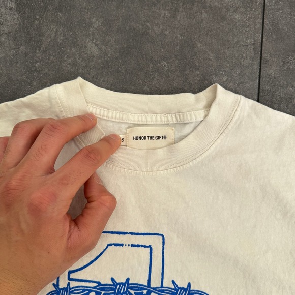 Honor The Gift Inner City 1988 Honor Women Graphic T-Shirt Cream Mens Small - Picture 3 of 6